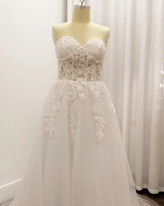 Lace Embroidery Sweetheart See Through Corset Tulle Wedding Dress